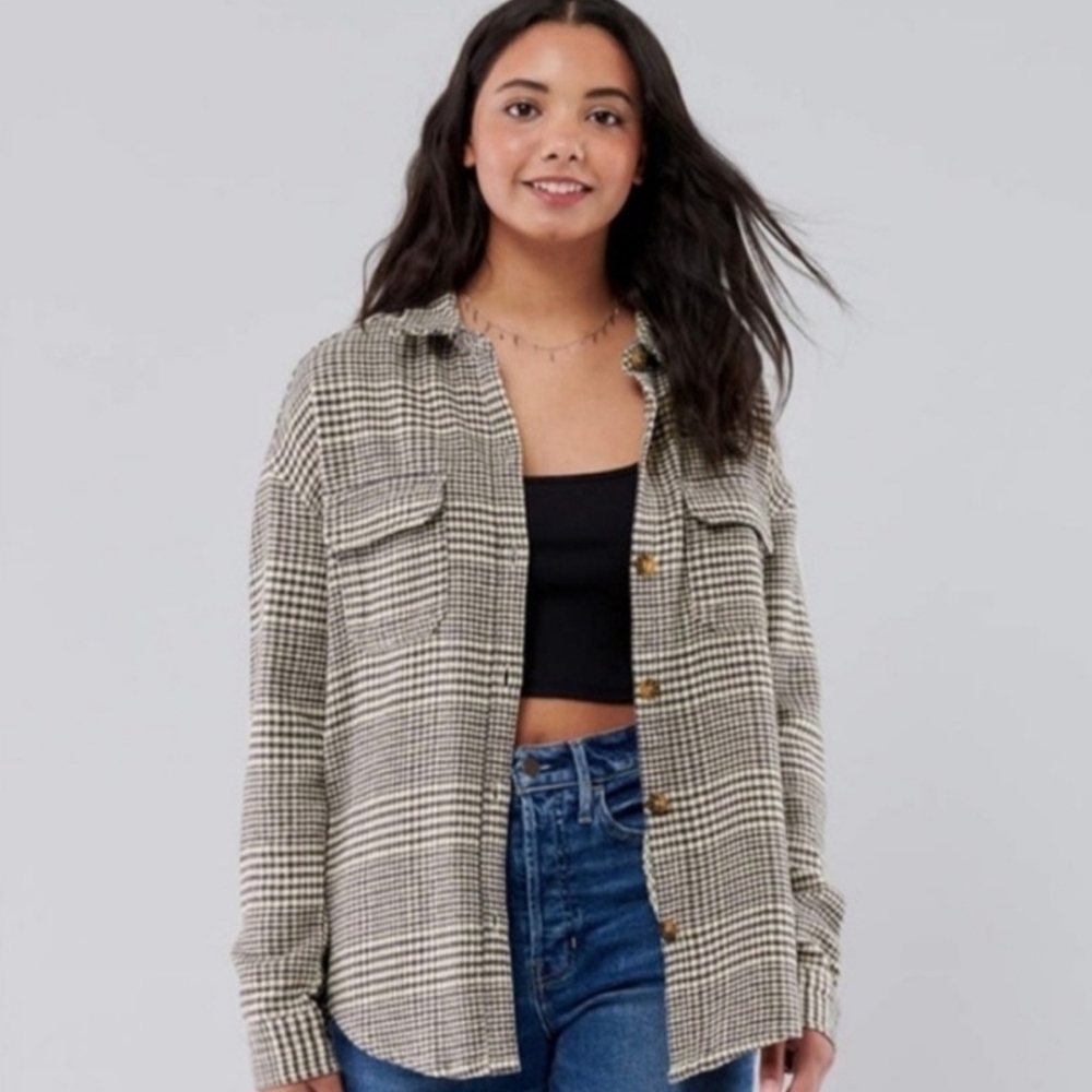 Hollister Women's Boyfriend Fit Flannel Plaid Houndstooth Jacket/ Shacket Size S